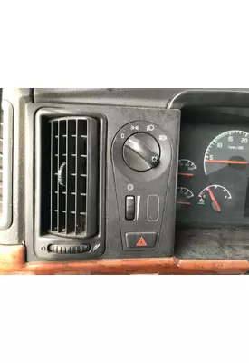 Volvo VNL Dash Assembly