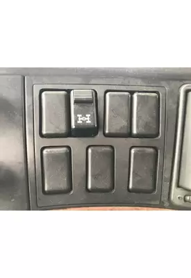 Volvo VNL Dash Assembly