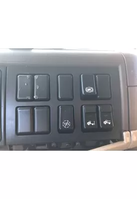 Volvo VNL Dash Assembly