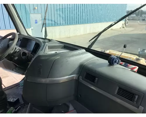 Volvo VNL Dash Assembly