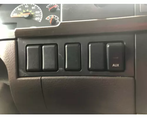 Volvo VNL Dash Assembly