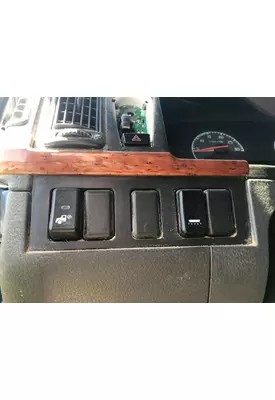 Volvo VNL Dash Assembly