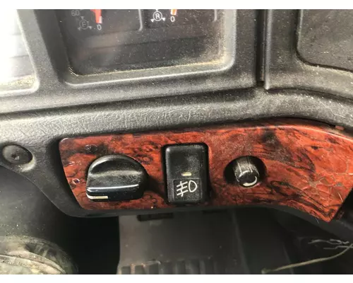 Volvo VNL Dash Assembly