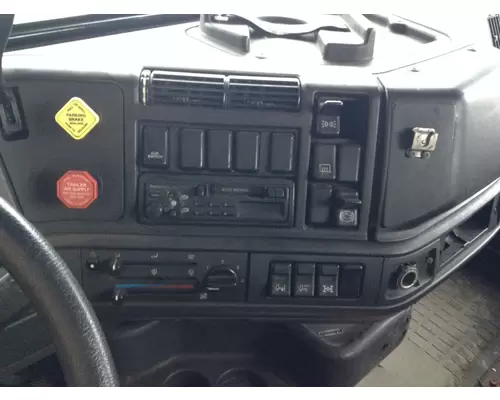 Volvo VNL Dash Assembly