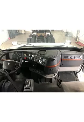 Volvo VNL Dash Assembly