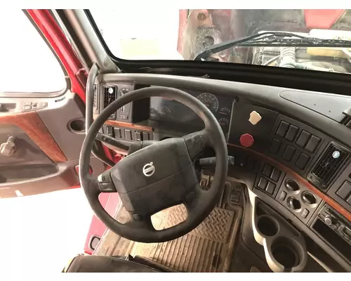 Volvo VNL Dash Assembly