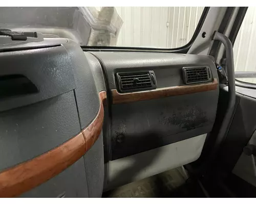 Volvo VNL Dash Assembly