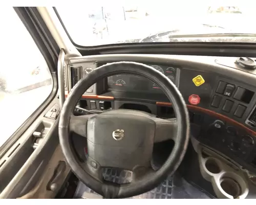 Volvo VNL Dash Assembly