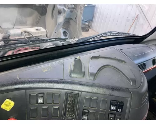 Volvo VNL Dash Assembly