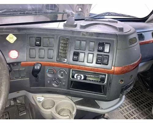 Volvo VNL Dash Assembly