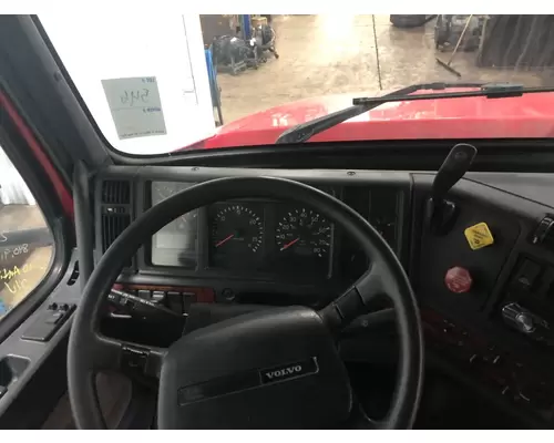 Volvo VNL Dash Assembly