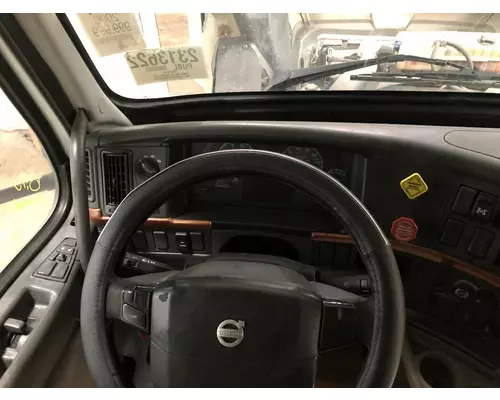 Volvo VNL Dash Assembly