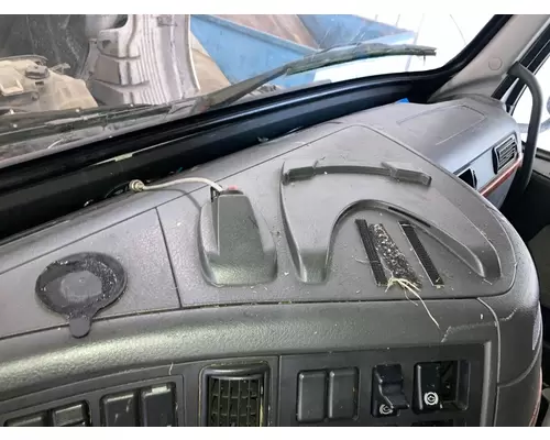 Volvo VNL Dash Assembly