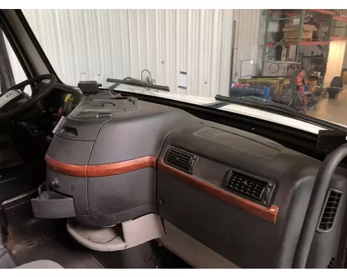 Volvo VNL Dash Assembly