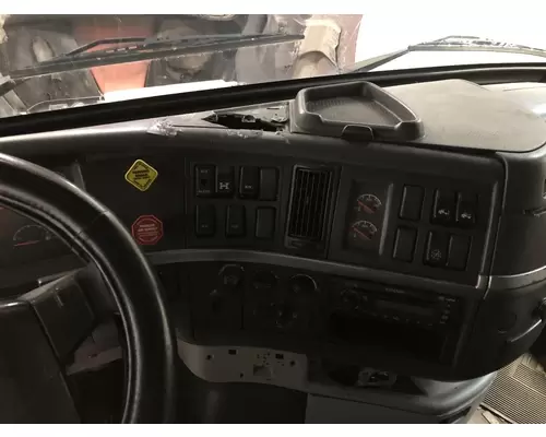 Volvo VNL Dash Assembly