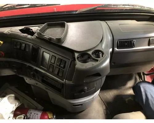 Volvo VNL Dash Assembly