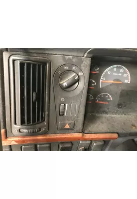 Volvo VNL Dash Assembly