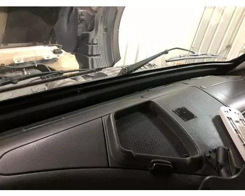 Volvo VNL Dash Assembly