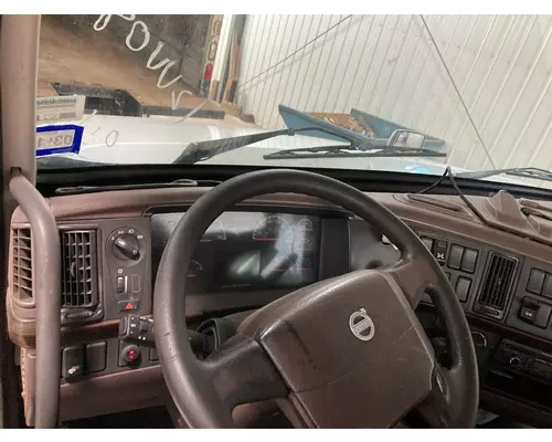 Volvo VNL Dash Assembly