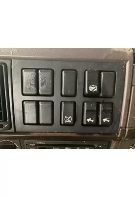 Volvo VNL Dash Assembly