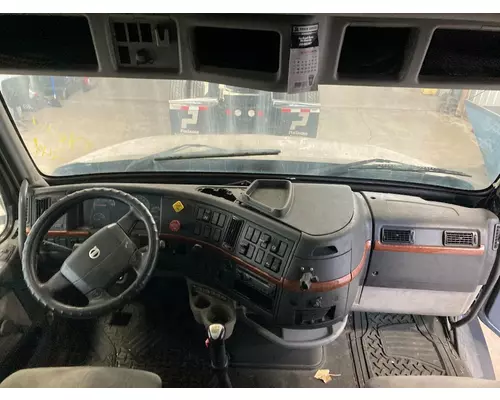 Volvo VNL Dash Assembly