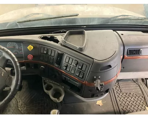 Volvo VNL Dash Assembly