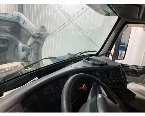 Volvo VNL Dash Assembly