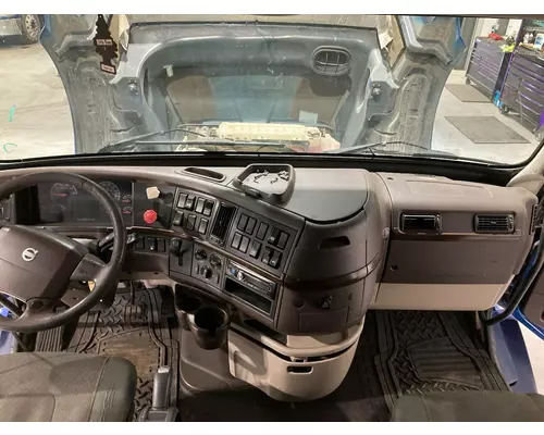 Volvo VNL Dash Assembly