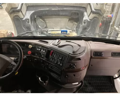 Volvo VNL Dash Assembly