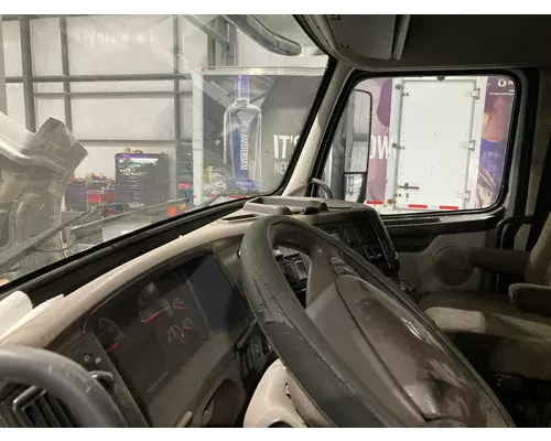 Volvo VNL Dash Assembly