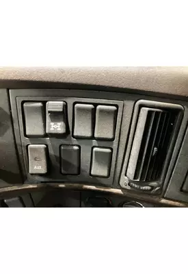 Volvo VNL Dash Assembly