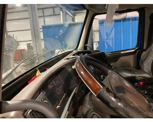 Volvo VNL Dash Assembly