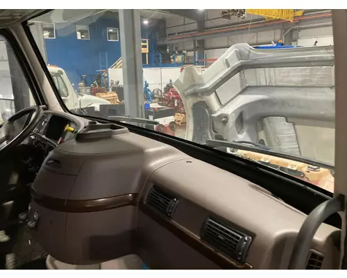 Volvo VNL Dash Assembly