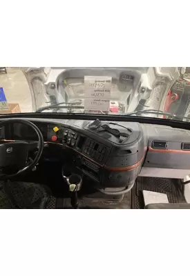 Volvo VNL Dash Assembly