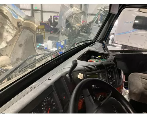 Volvo VNL Dash Assembly