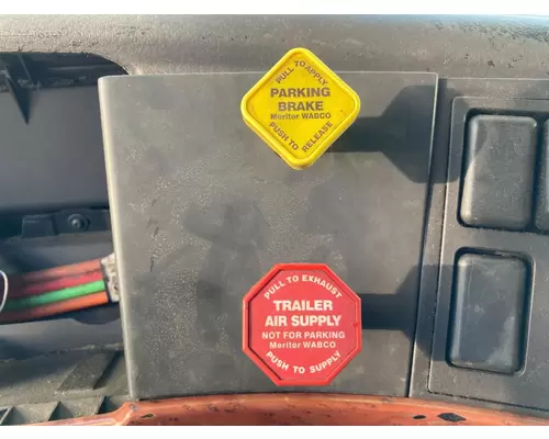 Volvo VNL Dash Assembly
