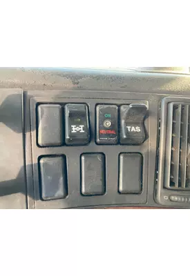 Volvo VNL Dash Assembly