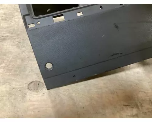 Volvo VNL Dash Assembly