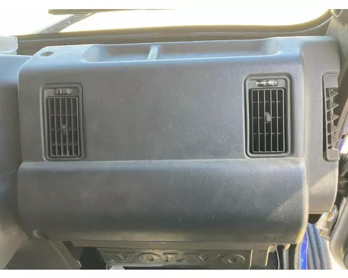 Volvo VNL Dash Assembly