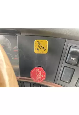 Volvo VNL Dash Assembly