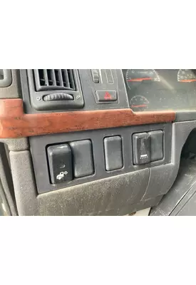 Volvo VNL Dash Assembly