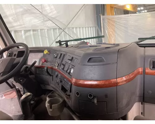 Volvo VNL Dash Assembly