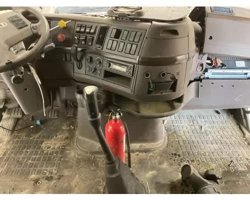 Volvo VNL Dash Assembly