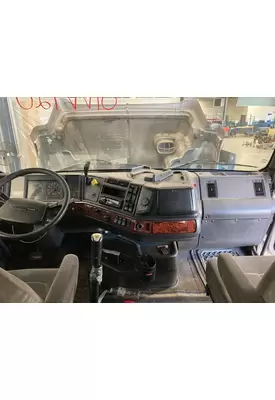 Volvo VNL Dash Assembly