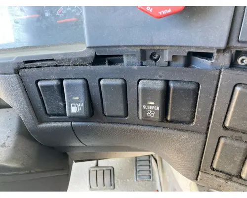 Volvo VNL Dash Assembly