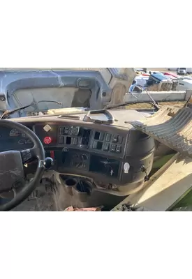 Volvo VNL Dash Assembly