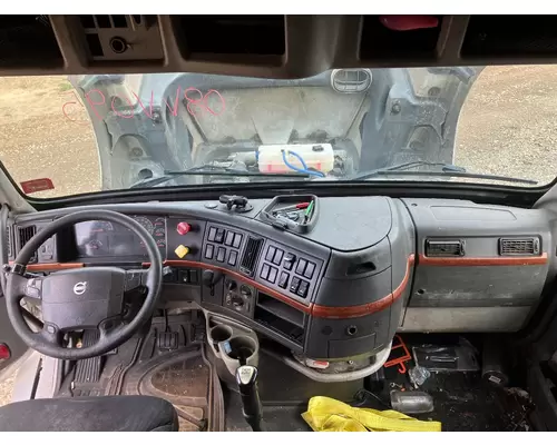 Volvo VNL Dash Assembly