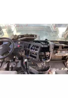 Volvo VNL Dash Assembly