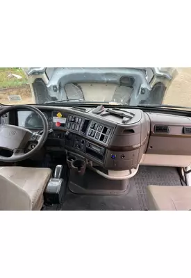 Volvo VNL Dash Assembly