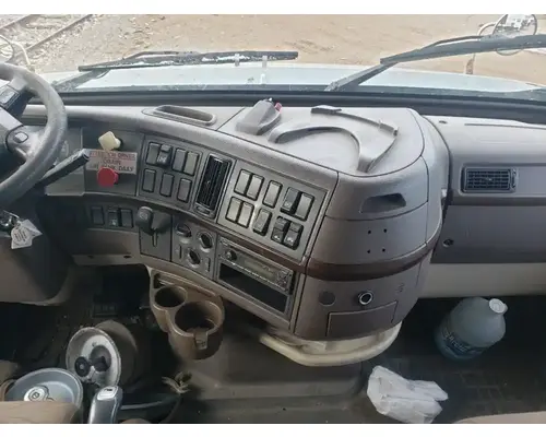 Volvo VNL Dash Assembly